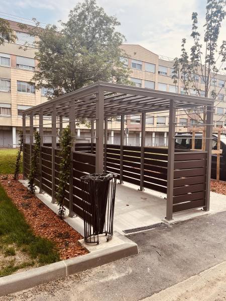 Fabrication et pose d’un local poubelle à Lyon Mermoz