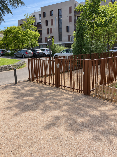 Pose de clôtures et portillons au Promenoir à Villefranche-sur-Saône